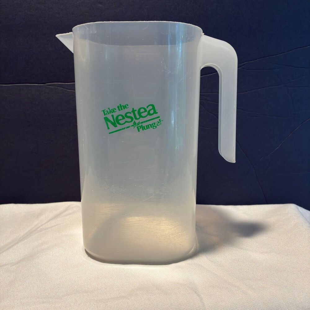 Nestea Plunge Plastic Pitcher 63oz Retro Iced Tea NO LID Replacement Vintage